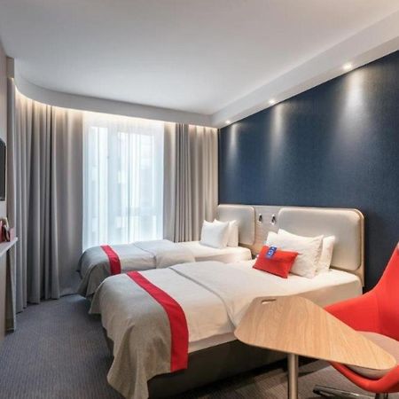 Holiday Inn Express - Kaiserslautern By Ihg Dış mekan fotoğraf